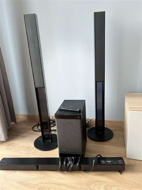 klasės patalpa su garso sistema