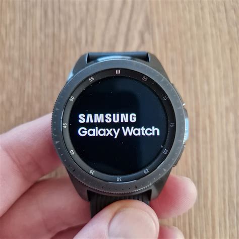 Samsung Galaxy Watch 42 mm LTE su sveikatos stebėjimo funkcijomis
