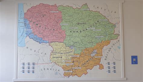 Lietuvos žemėlapis su interneto greičio indikatoriais