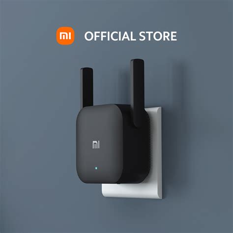 Xiaomi Mi Wi-Fi Range Extender Pro su išorinėmis antenomis