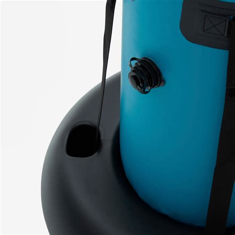 Vaizdinė tinklinio tinklo schema su keliais mazgais