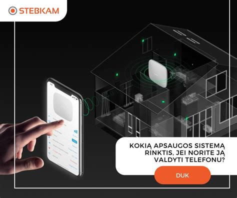 Specialistas montuoja apsaugos sistemą