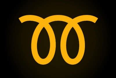 Dyzelinio automobilio prietaisų skydelis su geltona pakaitinimo žvakių lempute