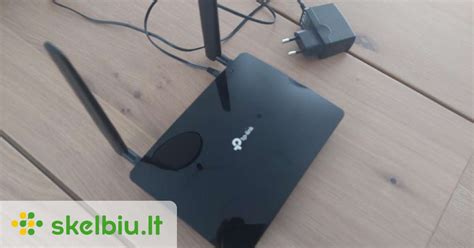 Maršrutizatorius ant palangės su geru signalu