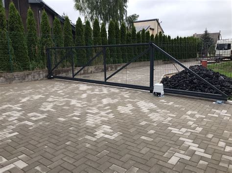 Automatiniai vartai su GSM valdikliu