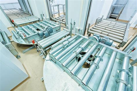 Sandėlio su palečių ir RFID skaitytuvų schema