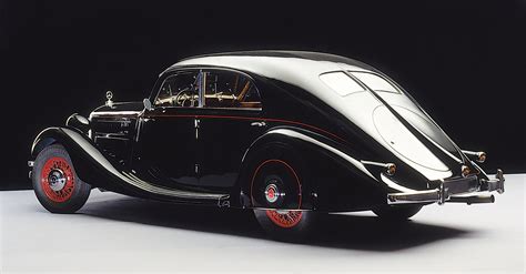 1937 m. Mercedes-Benz 320 automobilis
