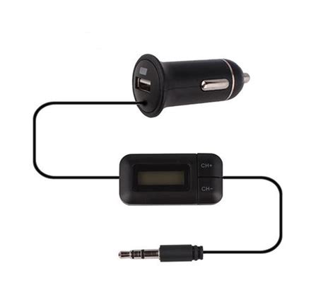 Skirtingi muzikos šaltiniai prijungiami prie FM moduliatoriaus