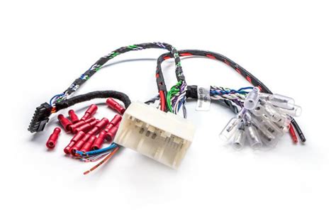 automobilinio stiprintuvo pajungimas