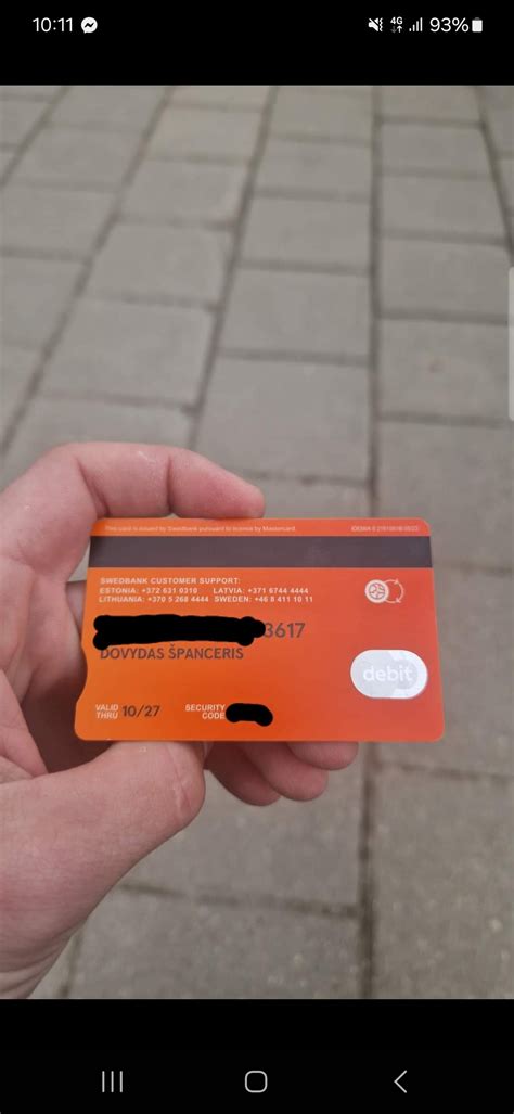 Diagrama, iliustruojanti ryšio tarp banko kortelės, mokėjimo terminalo ir interneto veikimą