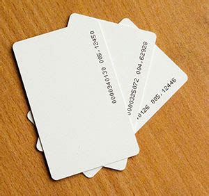 RFID kortelės naudojimas praėjimo kontrolėje