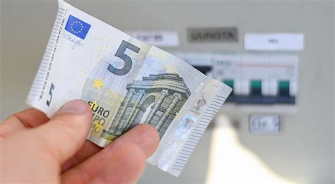 Diagrama, iliustruojanti veiksnius, darančius įtaką interneto greičiui