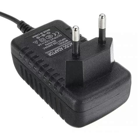 Universalus televizijos kanalų keitiklis